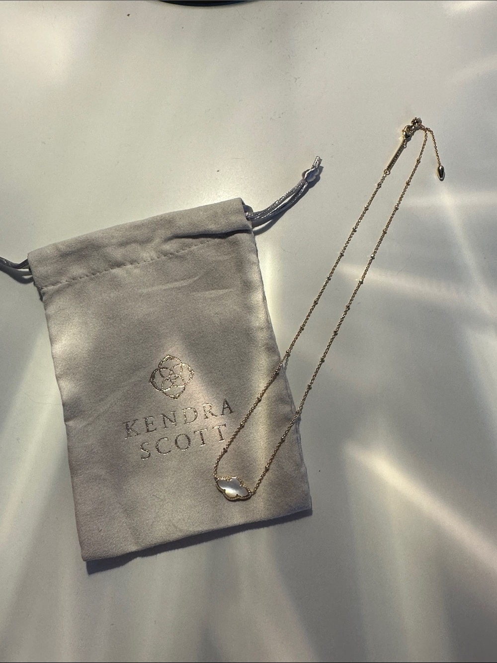 Kendra Scott Pendant Necklace with White Stone